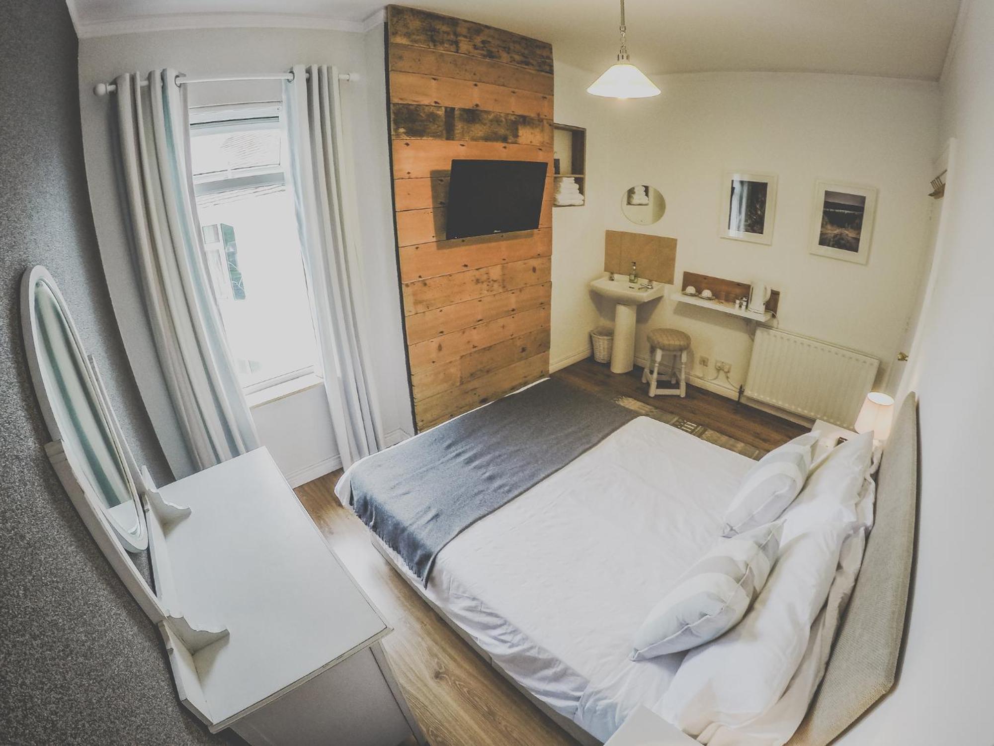 Antique House B&B Portrush Dış mekan fotoğraf